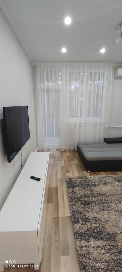M3 Zugló Apartment Budapeste Exterior foto