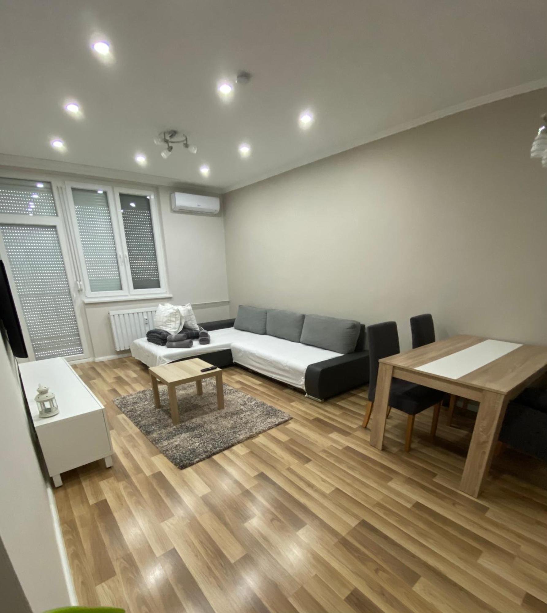 M3 Zugló Apartment Budapeste Exterior foto